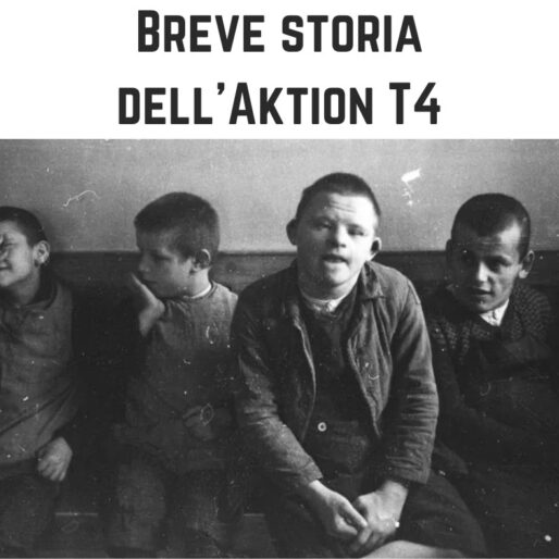 la scritta "Breve storia dell'Aktion T4" e una foto in bianco e nero di quattro bambini disabili